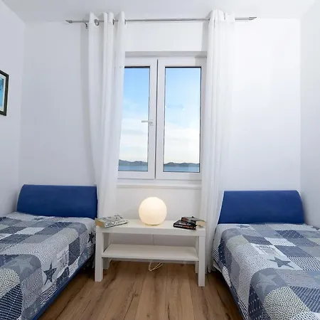 Basioli1 Апартаменти Задар